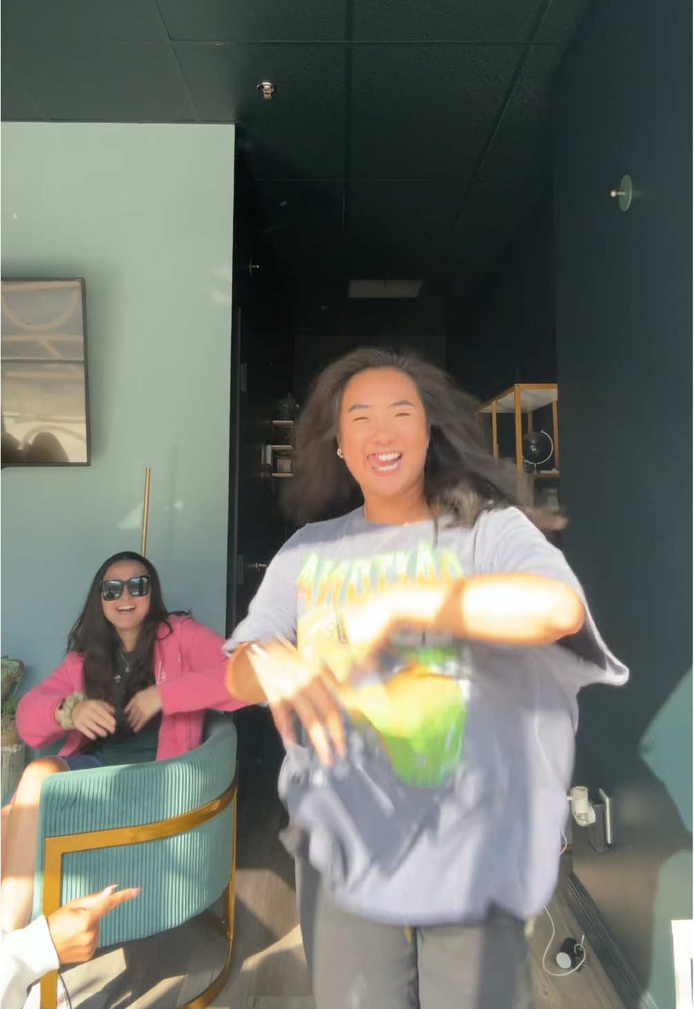 A lil mark thru on a Monday rehearsal day break #dancer #nyclife #wlw #wuhluhwuh #wlwtiktok 