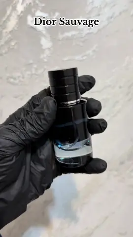 Bəylərə özəl “Dior Sauvage” 🖤👍🏻 #acmoressencee #parfüm #parfüms #diorsauvage 