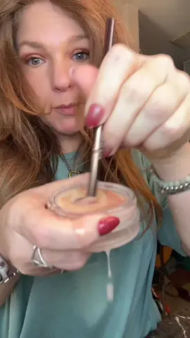 I was actually blown away at how fast is cleaned my brush I have spent so long cleaning brushes in the past I was legit shocked when it took 15 seconds and my brush was clean