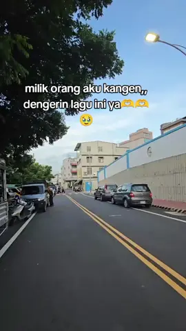 isi hatiku hanya untuk istri orang 