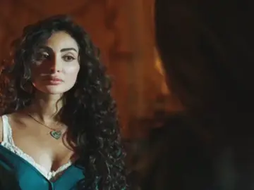 مين الي قالك هاتي القهوة يا دهب اعتذريلها انا اعتذرلها دهب ضيفتي وزعلها من زعلي 