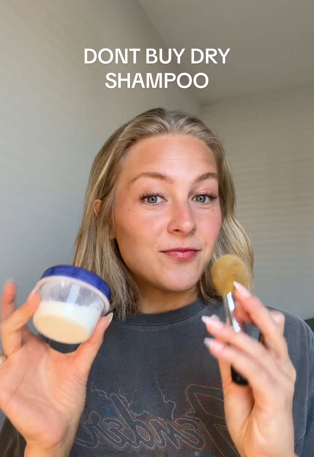 I’m telling you corn starch is where it’s AT 🤞 #dryshampoo #diybeauty #diydryshampoo #cornstarch #hairtok 