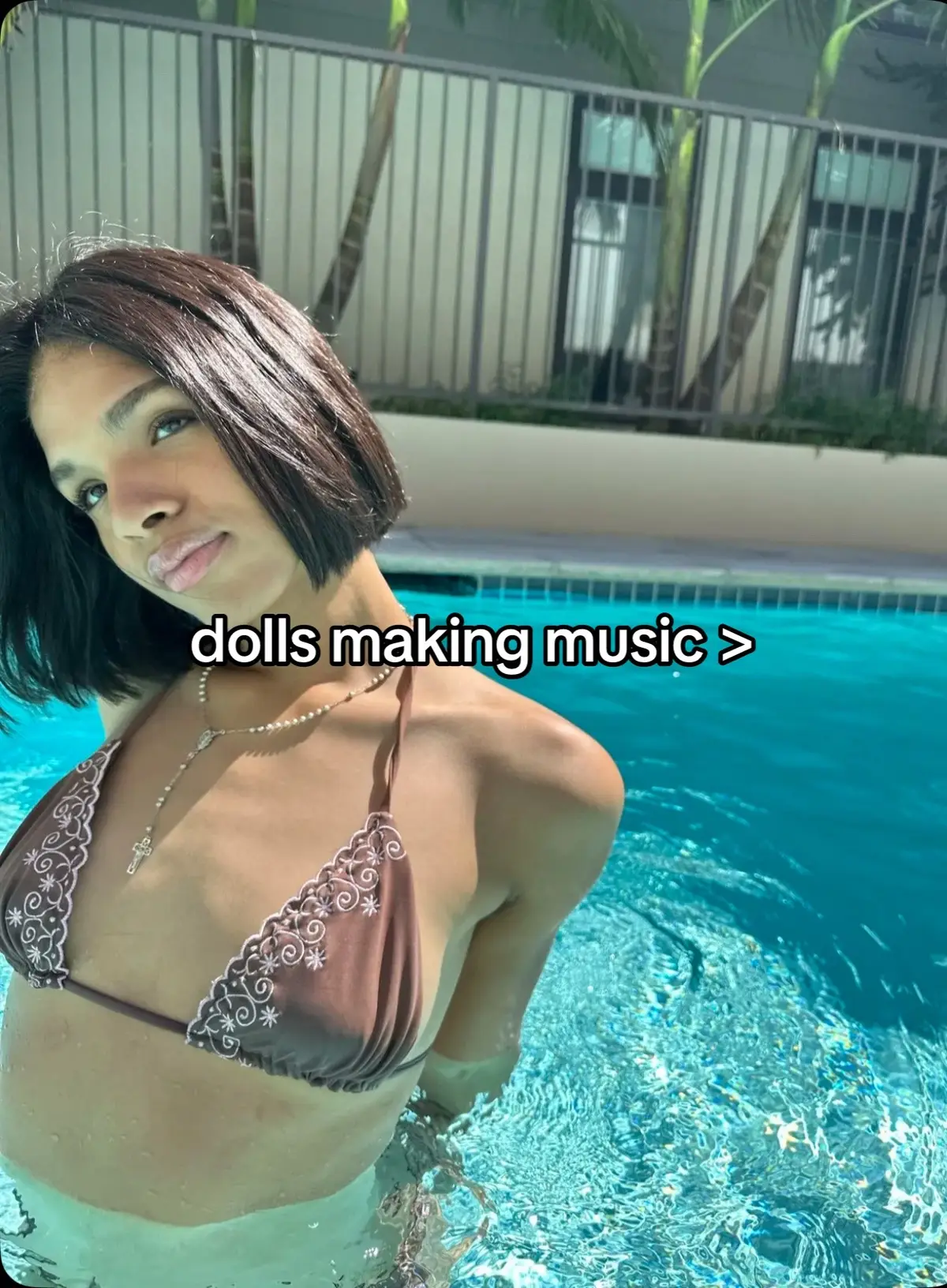 I be chasing the bresh  You bitch up in the peas You be coping all the pleads Couldn’t t afford all  the fees  lifestyle comes with ease I guess that’s only fa me  I see why they wanna be me Body slim toned petite  Lara Croft body be T I guess ima Uber eats  Even my toes be T Dotting my Q’s and T’s  The British are coming  It’s me  Ima conquistador  The Goons are coming  come hit the floor  Columbus  They never been here before  Ofc I think I’m the best  Put it up to the test  They was talkin mad shi Put da  rumours to rest Let’s pray god bless  I definitely Outranked the rest  #selynabrillare #trapselyna 