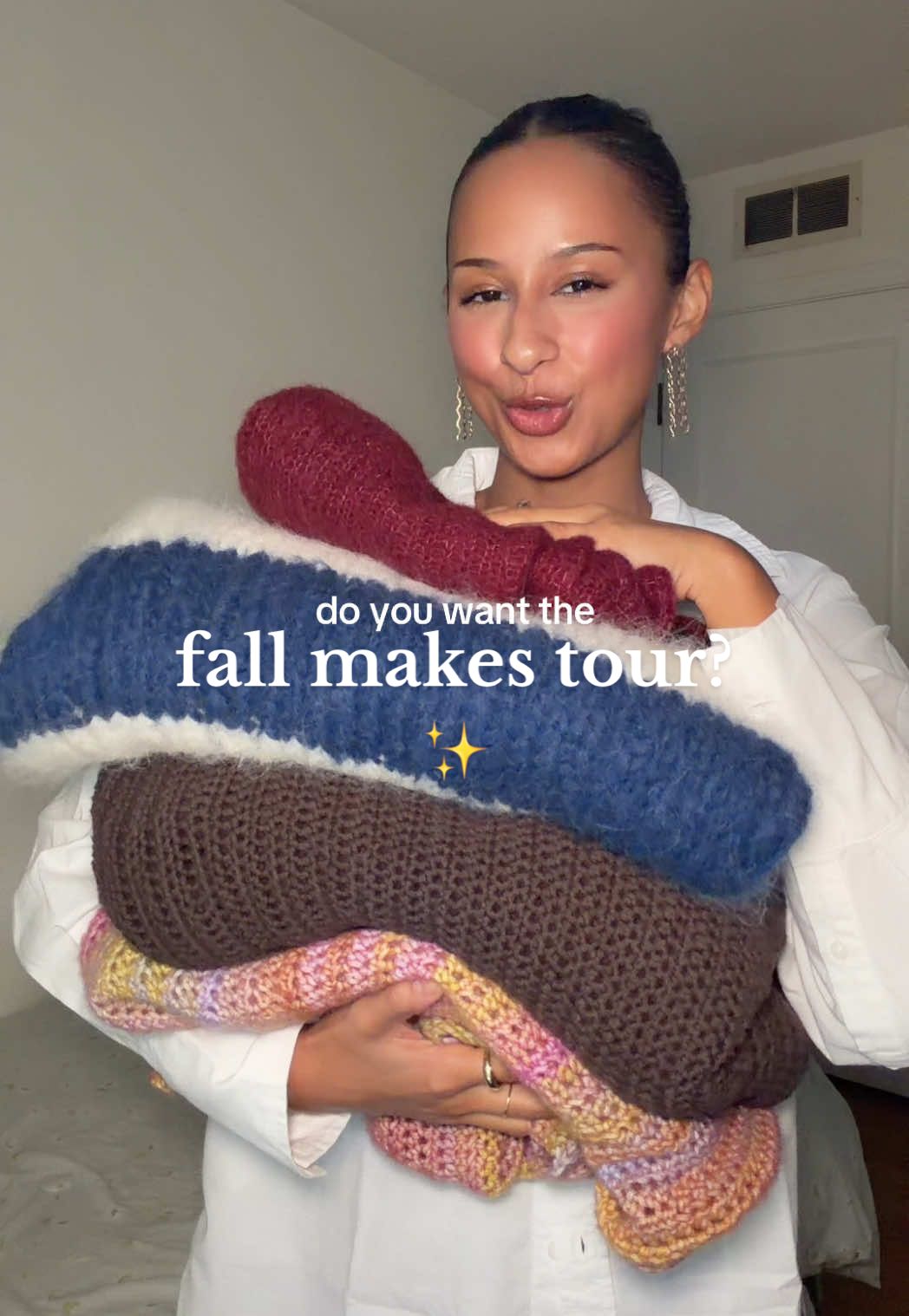 drop a comment for the patterns!! 🫶🏽 #crochettok #knittok #crochetideas #knitsweater #crochetersoftiktok 