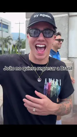 João no quiere regresar a Brasil 😍#viral#supremo#honduras#joaoferreira#fyp @João Ferreira @SuPreMO 🐧💝 