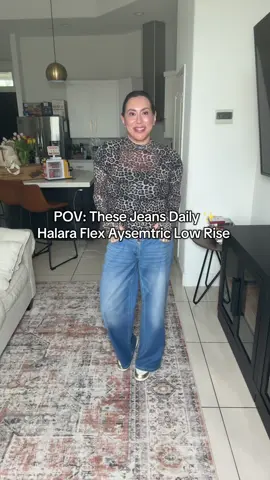 POV: These Jeans Daily ✨ Halara Flex Aysemtric Low Rise @Halara_official @Halara shop #fashion #halaraeveryday #halaratiktokshop #tiktokshopcreatorpicks #halara 