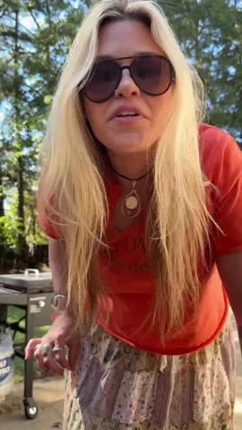 no t-shirt is safe tysm @rachael for being my inspo!!! #OOTD #thrifted #vintage #clothingrepair #campusboots 