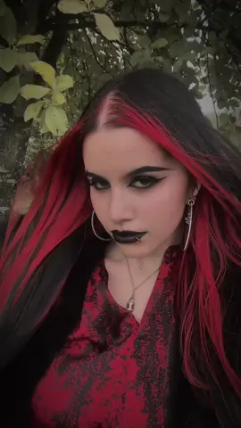 Day 2 of being your favorite 𝖁𝖆𝖒𝖕𝖎𝖗𝖊𝖘𝖘 on TikTok 🦇🧛🏻‍♀️🥀 #fyp #vampiress #vibes #alt #xyzbca #foryou 