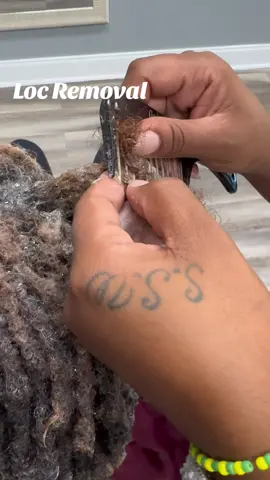 ✨Loc Removal ✨ #locremoval #Locs #locstyles #locrepair #naturalhair 