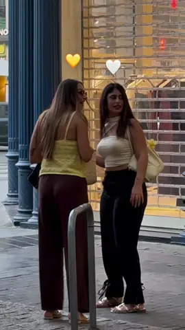 💛🤍