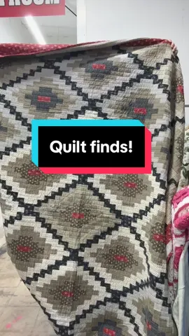 The thrift was really trying to get me to take home 40 blankets today 😭😆 Thrift haul coming soon! #thrifty #thrifthaul #shopsecondhand 