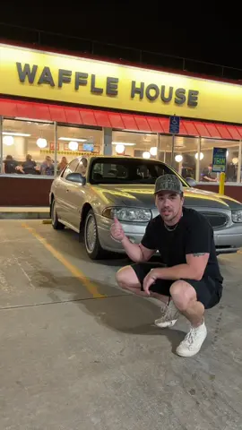 first time trying waffle house #wafflehouse #breakfast #Vlog #foodvlog #foodreview 