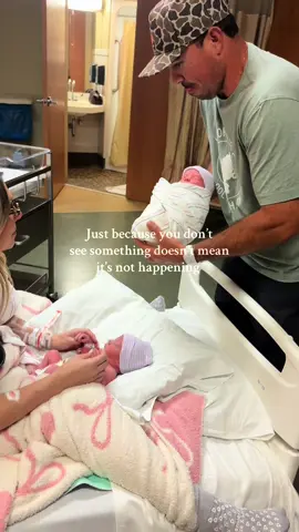 Replying to @j your friendly reminder that what you see on social media is only a PORTION of my life! Lucas helps so much around the house and with the kids! The best daddy and hubby ever! #momof3 #motherhood #parentingdoneright #momanddad #momlife 