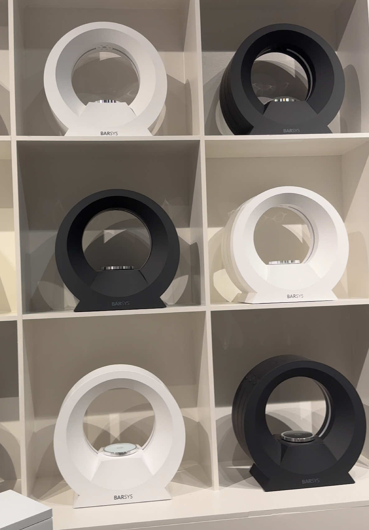 Ending #AIweek with an AI Speakeasy hosted by @Barsys Cocktails 🍸🍷🥃 who else needs a cocktail machine at home?! #ai #barsys #bartender #assistant  