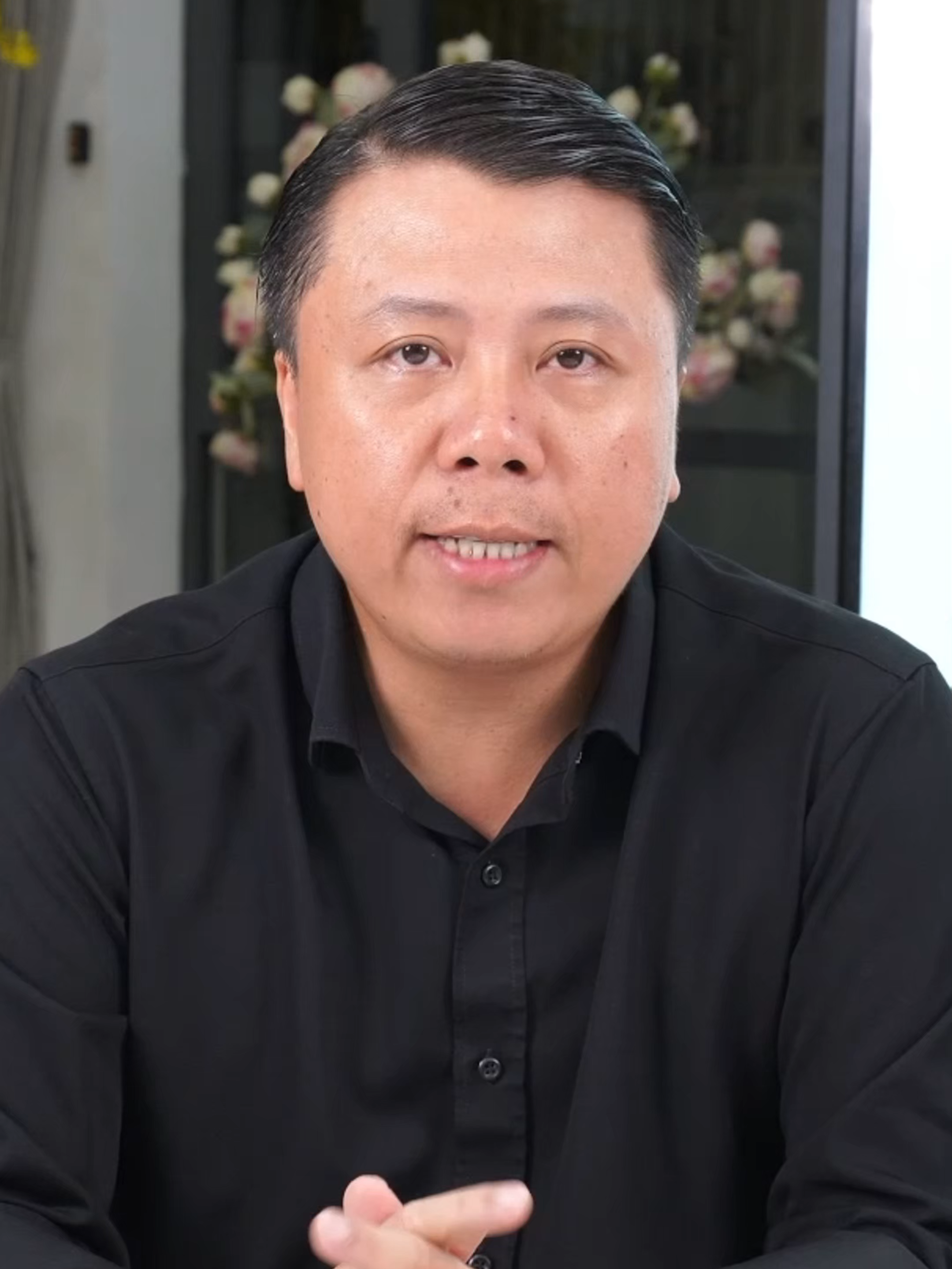 Trong chúng ta luôn tồn tại 2 nền kinh tế #phamtuanson