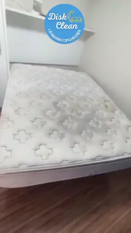 Seu colchão parece limpo? Mas ácaros, fungos e suor estão escondidos nele 😱 ✨ A higienização profissional elimina sujeira, odores e micro-organismos que prejudicam sua saúde! 🛏️ Tenha noites mais leves, ar puro e um colchão como novo! 👉 Agende sua lavagem e sinta a diferença na primeira noite 💧 11 98288-6164  #HigienizaçãoDeColchão #ColchãoLimpo #SaúdeEDescanso #LimpezaProfissional #SonoDeQualidade 