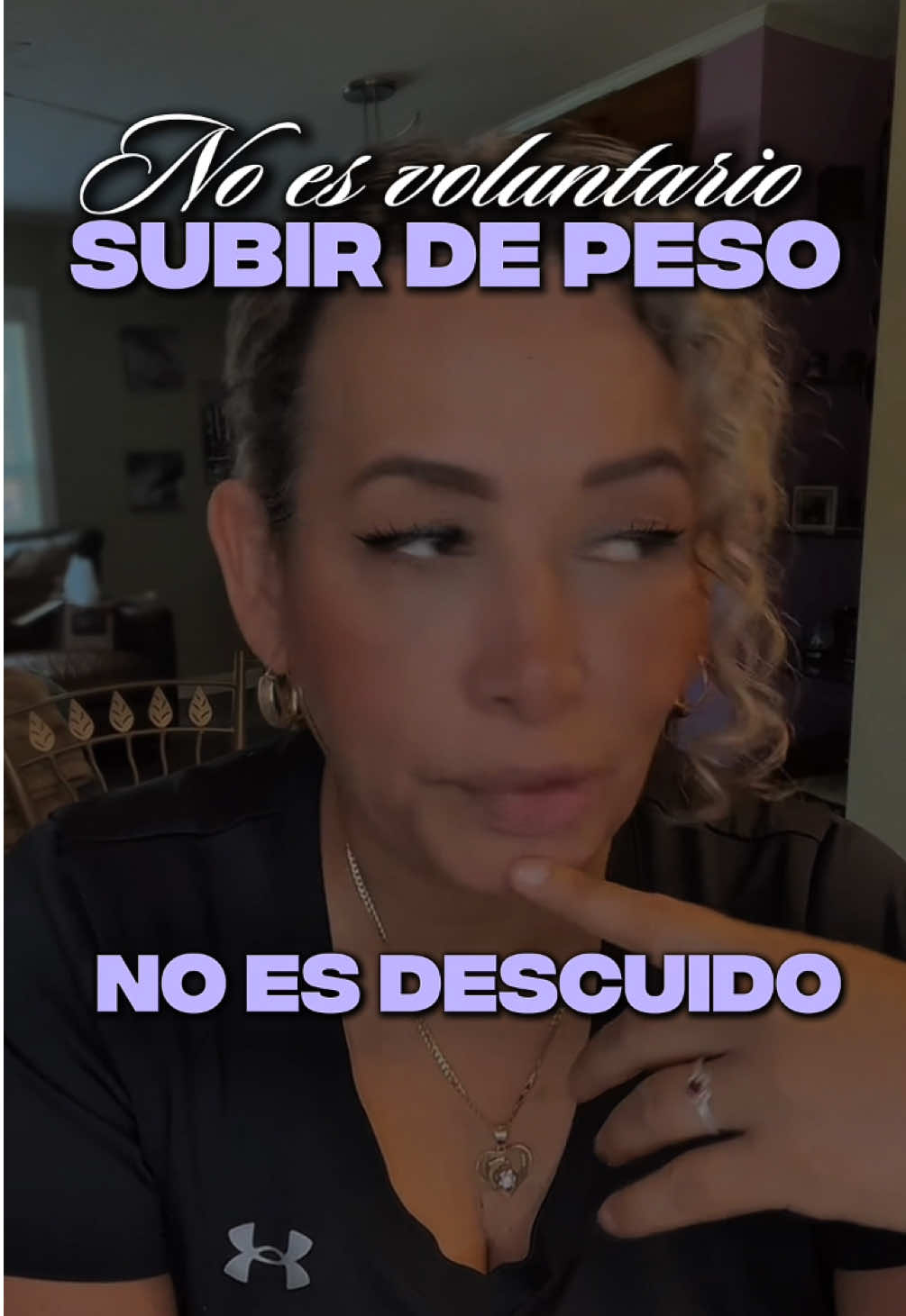 Deja de culparte por subir de peso o sentirte sin energía  No es flojera. No es descuido. Son cambios hormonales que alteran tu metabolismo, tu ánimo y hasta tu bienestar íntimo. 💬 Cuéntame en los comentarios, ¿alguna vez te han juzgado sin entender por lo que estabas pasando? #menopausia #cambioshormonales #saludfemenina #bienestarfemenino #perimenopausia #vidasaludable #mujeresreales