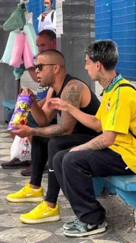 Que tal a gente fazer uma amizade assim 