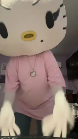 got caught slipping 😾 #chicanakitty #fyp #hellokitty #sanrio #fypage 