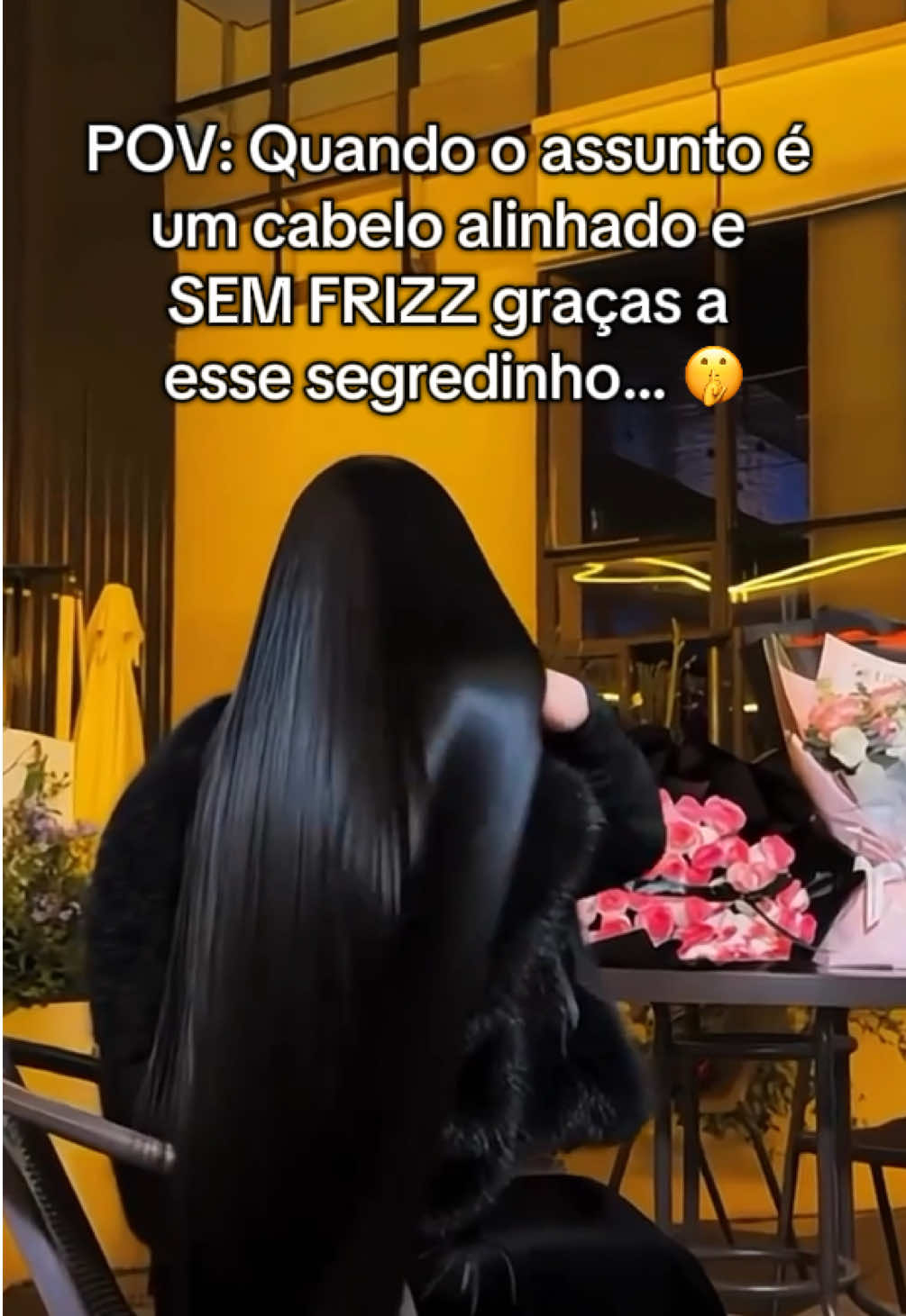 O melhor produto de cabelo que eu já usei! Adeus frizz! #amend #tiktokshop #secasemfrizz #dicasdecabelo #cabelo 