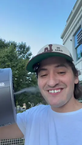 WHAT IS TJIS!!! #fan #sharkfan #fans 