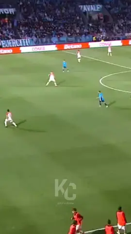 Aporte en #Belgrano - #EstudiantesLP por em #TorneoClausura de #PrimeraDivision. ⚽🎙 ¿Bancan chat? 🤣