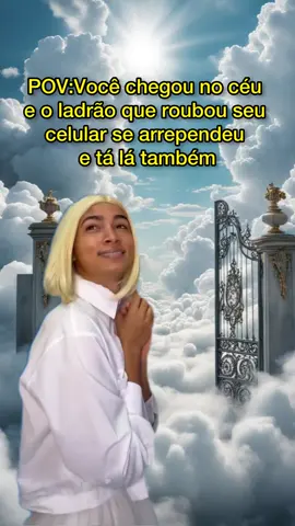 A gata indignada que virou bagunça mesmo HAHAHAHAHAHAHAHAHAHAHAHHAHAHAHA