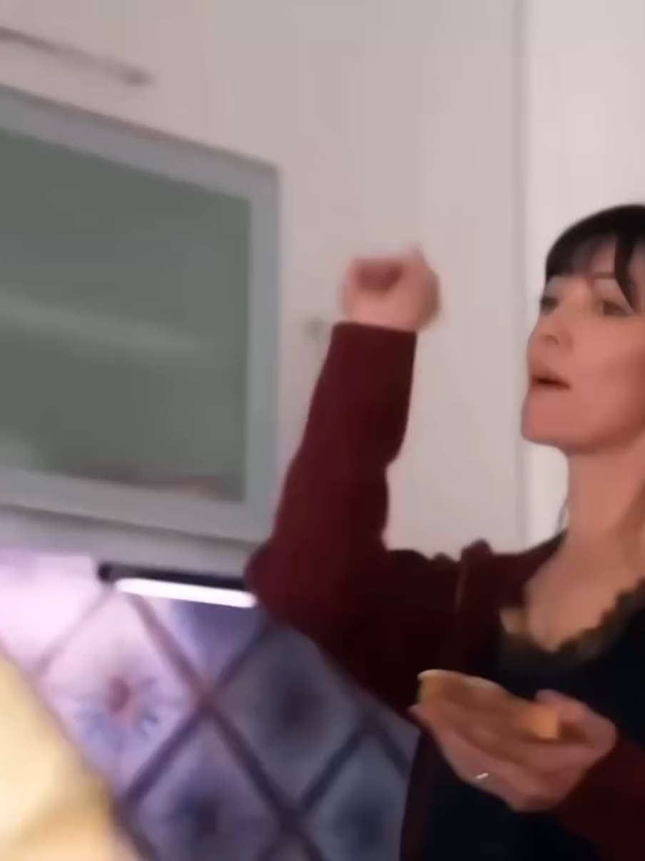 احلا ام و بنتها 🥹🥹🎀#yargi #القضاء #جيلين_اليغاز #اكسبلور 