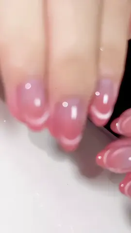 1xx bé cho bộ móng thật khách iu ✨