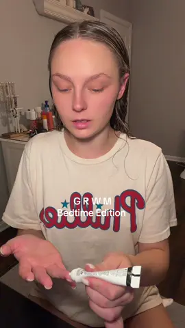 grwm for bed at an ungodly early hour:) #grwm #grwmforbed #talkinggrwm #nanoinfluencer @The INKEY List @LaRochePosayUS @BondiBoost @Redken 