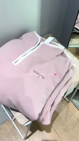 she’s so pretty and perfect for this weather 💗 #fyp #lululemon #pinkgirly #shopping #outfitinspo 