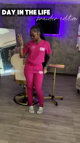 Day In The Life ( Braider Edition) 🤍 Style: Smedium Bohemian Knotless + Butt Length + 100% human hair  - To show my appreciation, I’m dropping a $40 OFF sale on all X-Small Bohemian Knotless & $30 off Small Bohemian Knotless styles🧡  Use code “CONGRATS”  for small bohemian Knotless & “CONGRATSS” for xs bohemian Knotless at checkout to claim it! 🧡 Sale is from Oct 1st- Oct 28th  - 📍Dallas, TX  📅 October books are now OPEN — secure your spot before it’s gone!