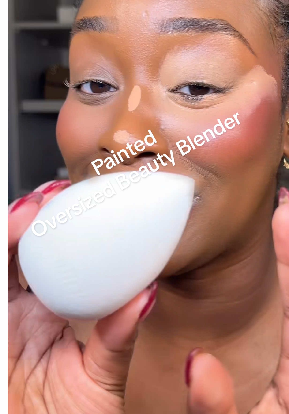 @Painted • Oversized Beauty blender  #beautyblender #paintedbeautyblender #paintedbyjamescharles #tiktokshopcreatorpicks #tiktokshopfalldealsforyou 
