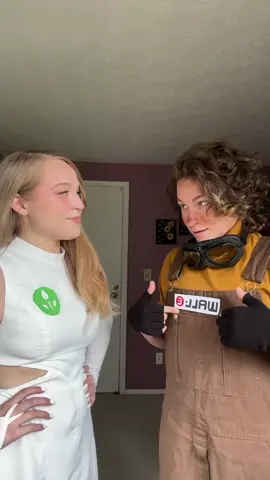 A throwback to one of our favorite costumes we’ve ever done #xyzbca #halloween #costume #walleandeve #Relationship 