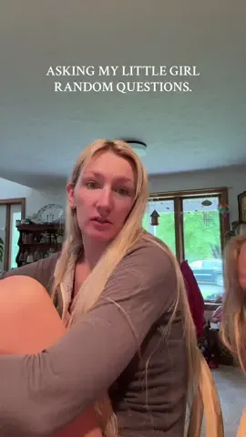 🎈 #dayinmylife #singlemom #momanddaughter #maine #fallfestival 