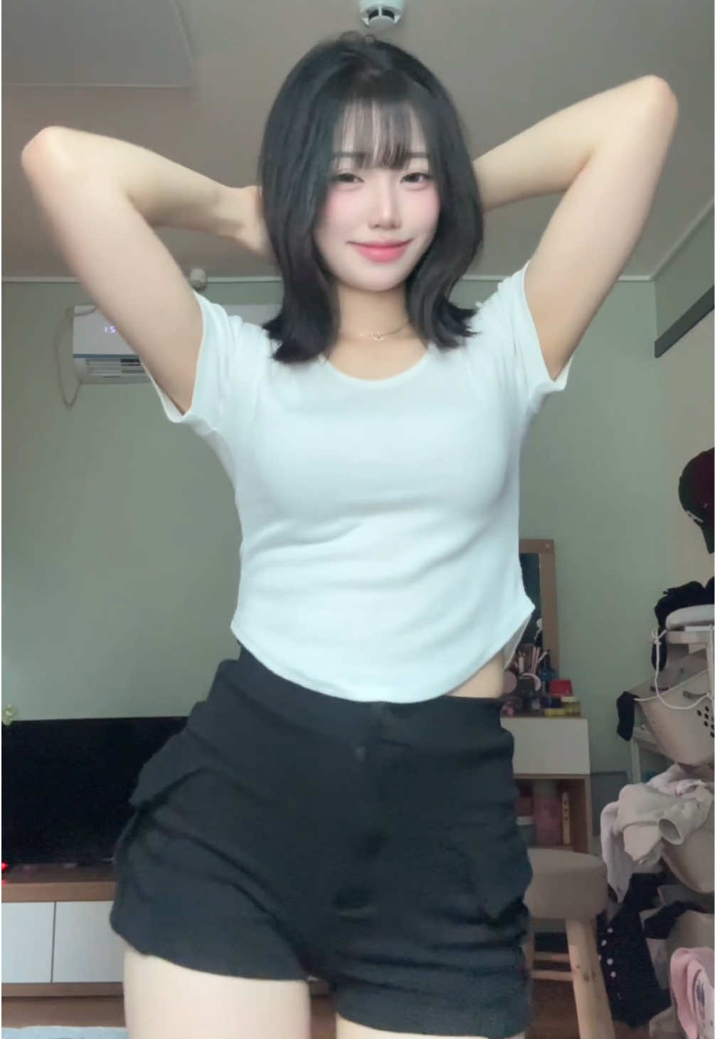 마음대로 움지기지마 