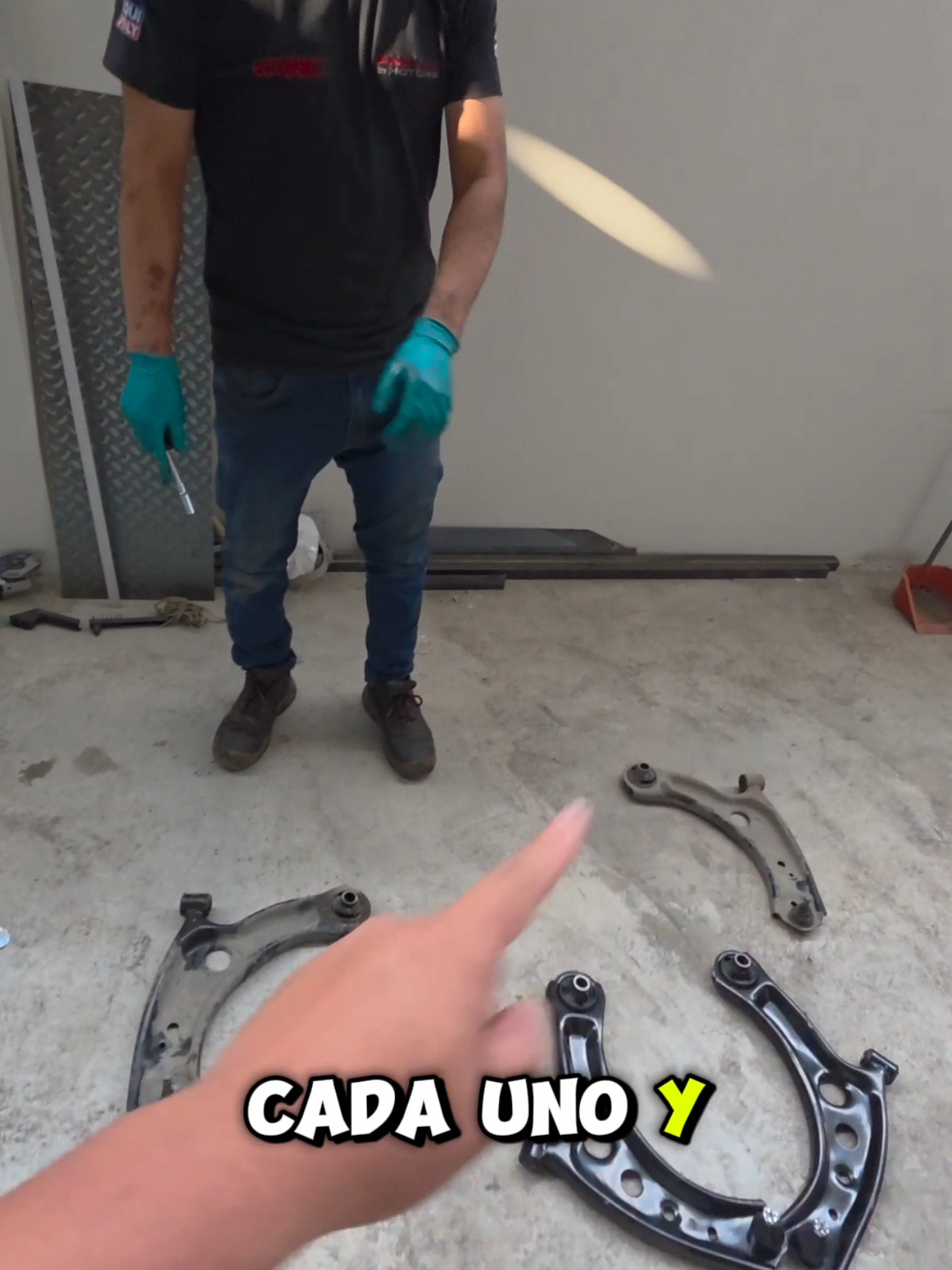 Cambio de trapecio a los 140,000 KM en @Engine Motor Taller Automotriz #trapeciovolante #tallermecanico #especialista #auto #camioneta 