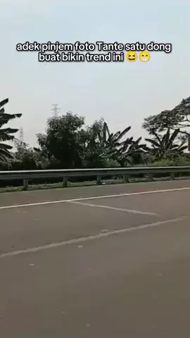 Tante mana ini😁😁#fyppppppppppppppppppppppp #pringsewulampung #CapCut #xbcyza #masukberanda 