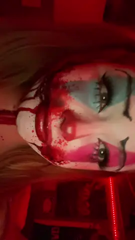 I likey this makeup DONE BY@𝐊𝐤 𝐬𝐥𝐢𝐝𝐞𝐫𝐬ᖭི༏ᖫྀ🧟‍♀️  we’re so sexy #fyp #halloween #makeuplook #clownmakeup #clown