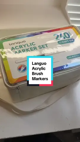 These are SO Juicy! #acrylicmarkers #markers #acrylic #paintpens #stationery 