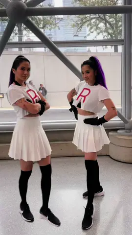 When none of your friends want to cosplay with you, so you have to play all the parts 🤝 Team Rocket Meowth jacket from: @BlackMilk Clothing  @New York Comic Con  #teamrocket #pokemoncosplay #nycc #cosplayers #teamrocketcosplay 