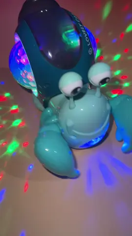 #kidstoys #christmasgift #stockingstuffer #momtok #crab 