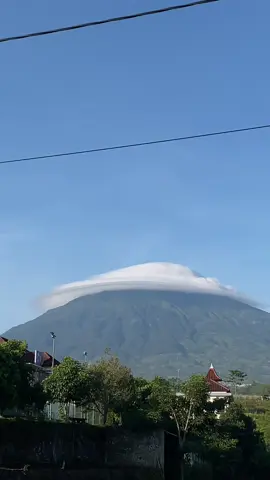 Apa kabar nih yang Sumit sidoro 14 Oktober 2025 ☠️#gunungsindoro #sindoro #sindoro3153mdpl #badai #fyp 
