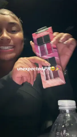 im toooo happy🥰🥰🥰 #elfcosmetics #elflipgloss 