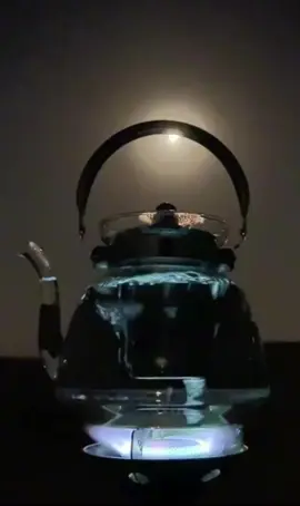 تركت الحب بين امرين لاضايع ولا موجود#مهنا_العتيبي_#اكسبلورexplore #🚶‍♂️ #fyp #تصميمي 