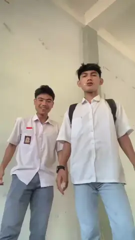 sesekali#fypage #fomooo #trendingtiktok 