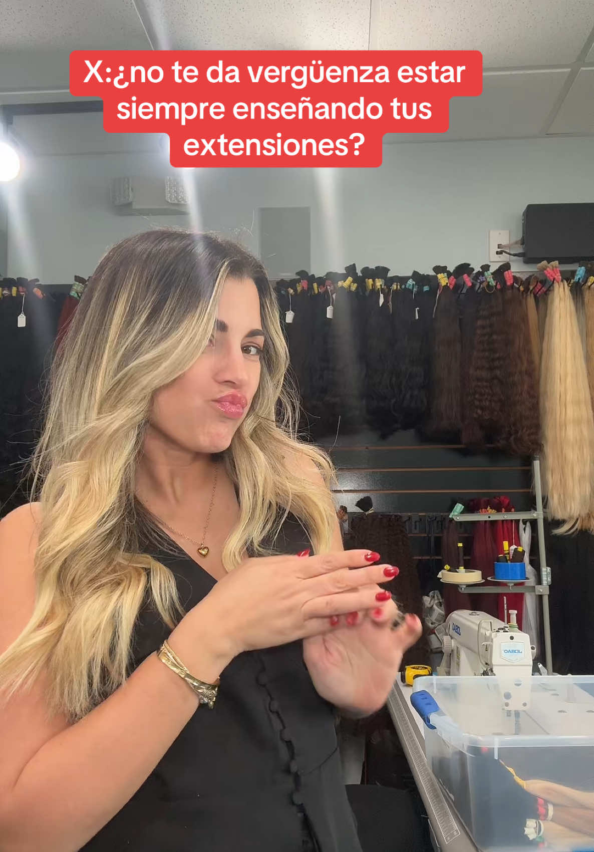 🤷‍♀️ ¿qué dices que te da la vergüenza? #hairextensions #parati