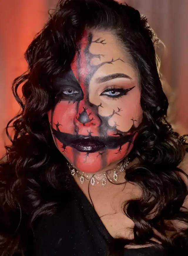 I miss doing creative looks sooo much 😭 I'm gonna get it together for what's left of October because I REALLY wanna do fun Halloween looks at least a couple 🥹 I have a few looks planned so please stay tuned and if you have any suggestions leave them in the comments 🩷 • #volcanapagado #trend #creativemakeuplooks #softglam #makeup 