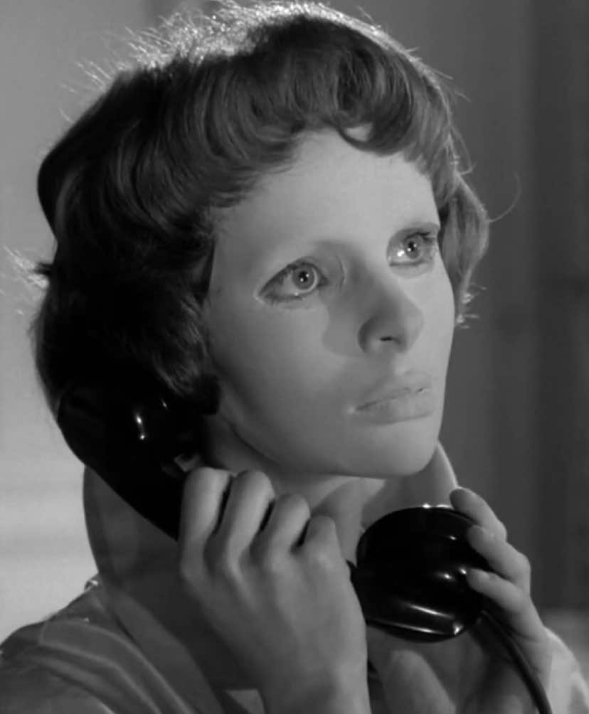 she’s so tragic #eyeswithoutaface #frenchfilm #horrormovie #frenchhorror #eyeswithoutafaceedit 