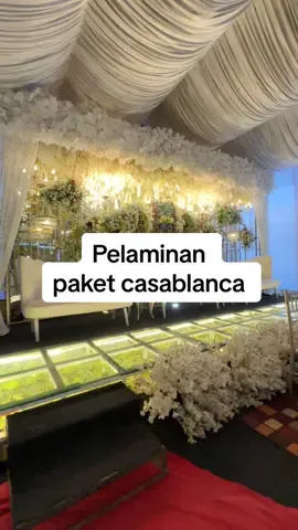 Pelaminan paket casablanca bikin mewah di hari pernikahan pengantin 😍😍😍 #iseuasmaraweddinggallery #dekorasipelaminan #pelaminanwedding #dekorasipelaminan #dekorasibandung 